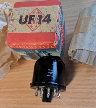 TELEFUNKEN UF14 TUBE NIB NOS for condenser Microphones ( U47 VF14 EF14 )